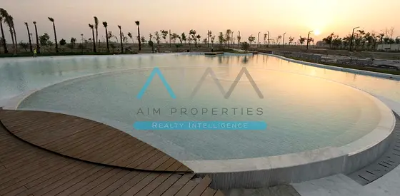 Corner+Lagoon View Luxury Spacious 5BR Villa Prvt Pool Parking