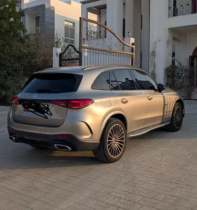 صورة 9 لـ 2024 Mercedes-BENZ GLC