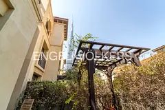 Vacant | Garden | Burj Khalifa View | Renovated
