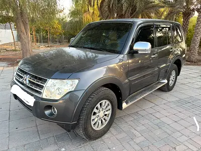 Mitsubishi Pajero 2011 GLS Medium Line GCC Specs