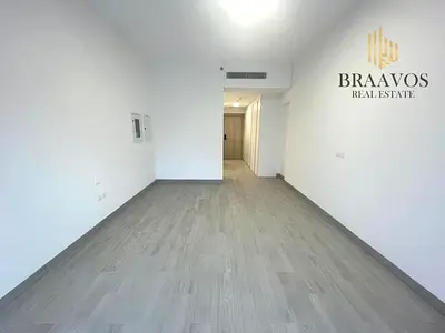 Modern Studio | Luma 22 West | Pool & Courtyard Views