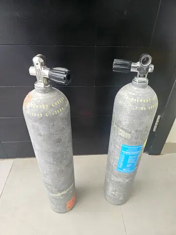 AL40 Dive Cylinders 2