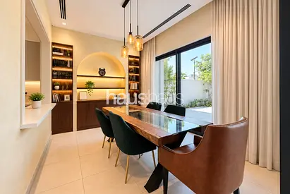 Murooj West Gate 3 | Area Specialist | VOT