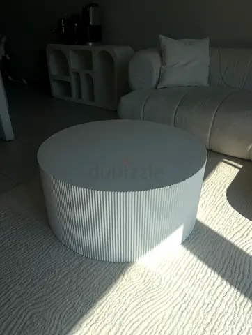 Round Ribbed White Coffee Table - Modern Minimalist bought in attic furniture