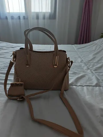 Beige kew never use hand bag