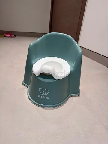 Babybjorn. Best potty seat with splash guard - gently used