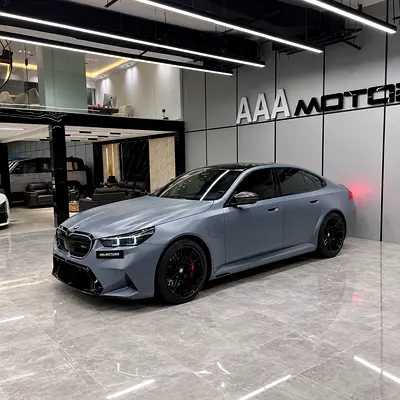 صورة 8 لـ 2025 BMW M5