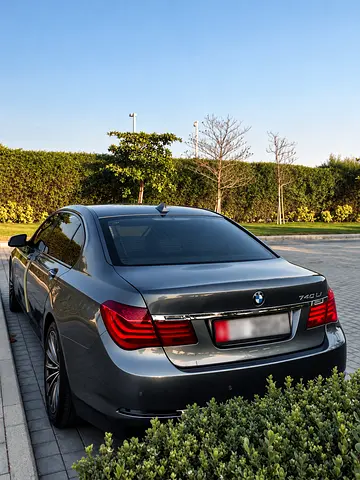 صورة 4 لـ 2010 BMW 7-SERIES