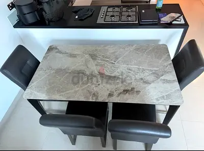 Dinner table with 4 chairs