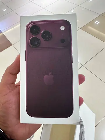18 pro Max Apple iPhone (boxed) - Burgundy, Unopened