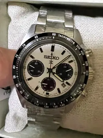 Seiko Chronograph Men's Stainless Steel Watch - Tachymeter