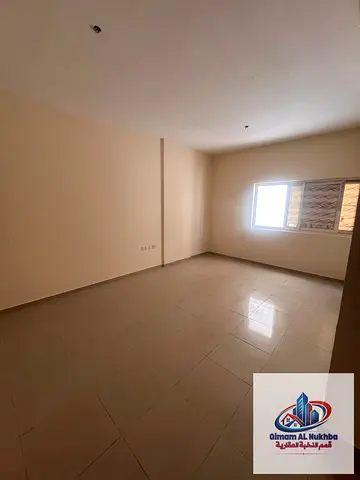 Largest studio in Sharjah with separate kitchen! Central AC/gas, affordable price & easy payments. Prime location with fast access to Dubai & Ajman.