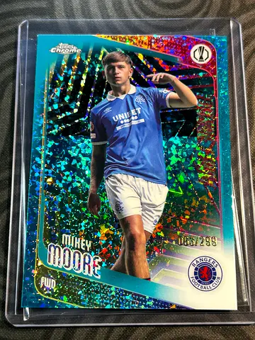 Mikey Moore – Topps Chrome UEFA /299