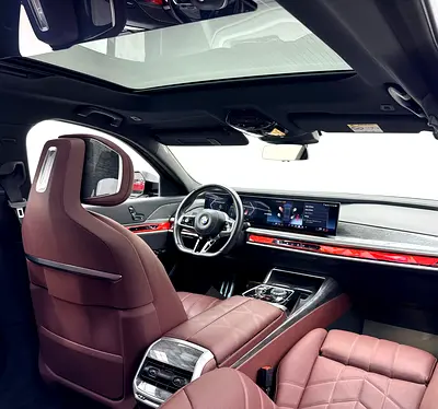صورة 10 لـ 2023 BMW 7-SERIES