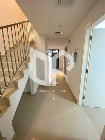 ✨ Golden Opportunity! ✨ A distinguished Nasma Townhouse with a comfortable space, featuring two bedrooms with excellent finishes and high quality.