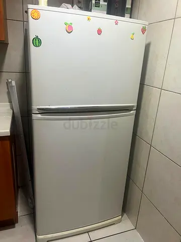ثلاجة