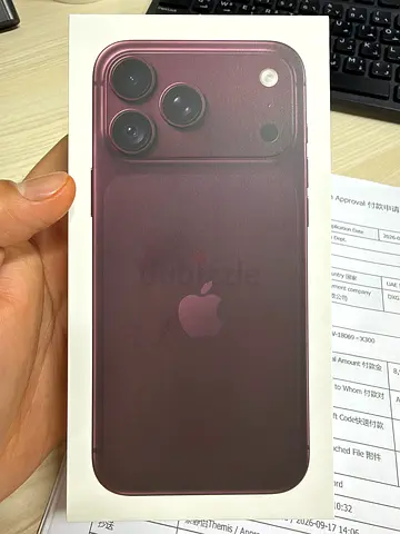 iPhone 18 pro max 256GB Burgundy