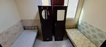 bed for male near to mall of The Emirates metro station