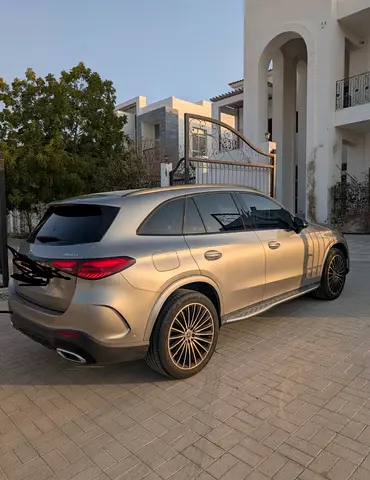 صورة 10 لـ 2024 Mercedes-BENZ GLC