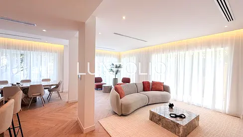 Exclusive Villa | Lake View | Impeccable Upgrades