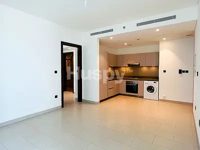 Ready to Move In | Downtown Views | Mid Floor
