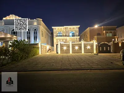 Residential-commercial villa for sale, close to Nesto and all amenities.