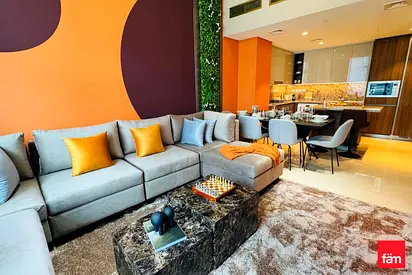 Upgraded | Furnished | Spacious | Low Floor