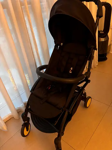 Black Babyzen YOYO Stroller
