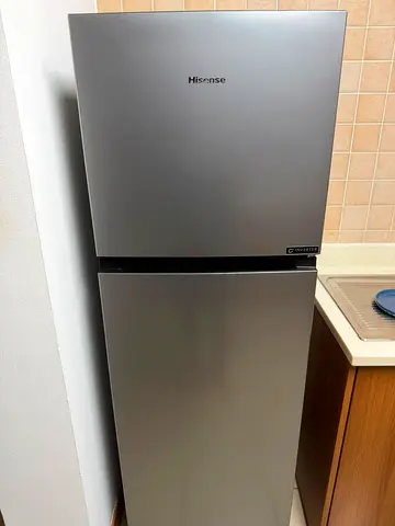 Hisense 328L Top Mount Refrigerator (No Frost / Silver) – Mint Condition / 10 Months Old