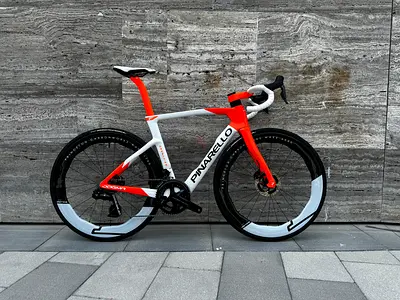 Pinarello Dogma F 2026 Ineos