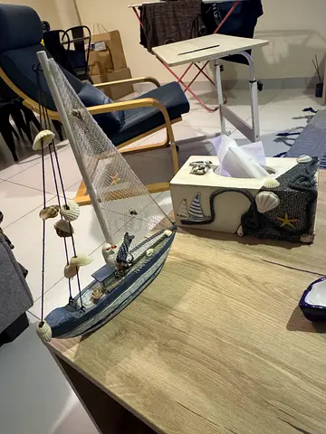 Tissue box + decorative boat (sea theme)