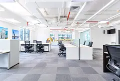 Fully Fitted Office l 4 Parkings l Spacious