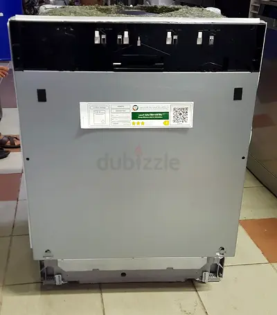 Siemens Brand Latest Model Built-in Dishwasher 2 Racks ,  Same Like New Condition Working.