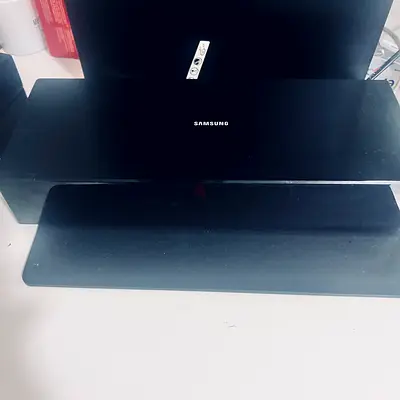 Samsung Soundbar - Compact Home Speaker (Used)