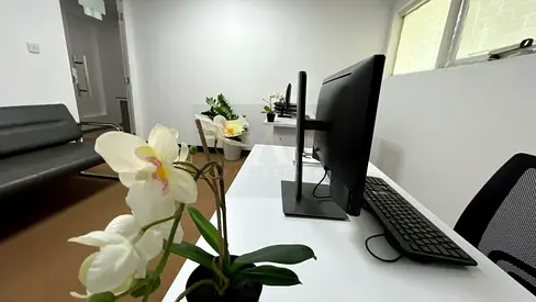 Premium Office | Bank account assistance | free utilities