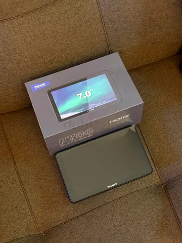 NEEWER MONITOR
