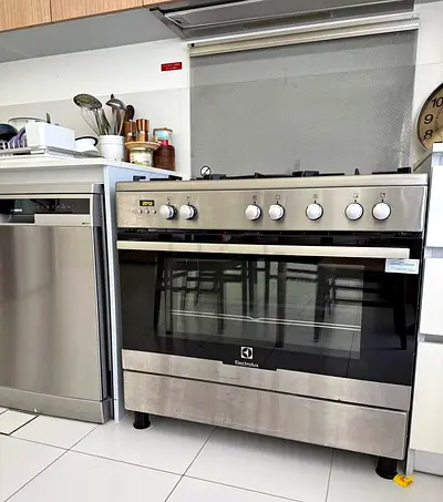 Electrolux Top Gas Oven Electric Cooker Size 90x60 CM