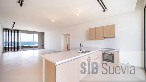 Great Opportunity 2 Bedrooms Sea and Marina View Op 2.8 Million