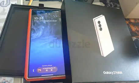 Samsung Galaxy Z Fold (foldable) with box - used, good condition.Line in middle on opening .