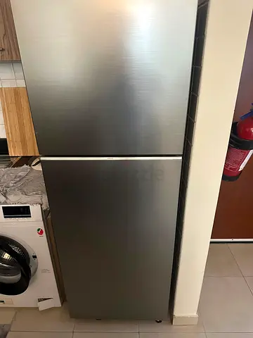 stainless steel top-freezer refrigerator - good condition