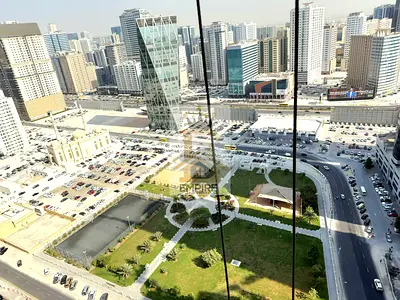 Bright 2BHK Apartment | spacious Hall | Free Parking | Park Facing | close to Dubai Exit