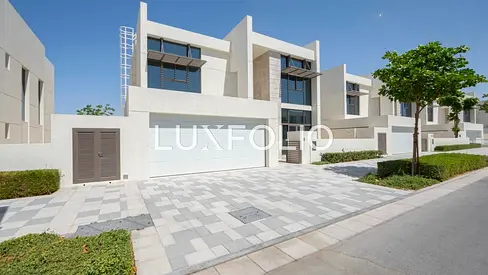 Vacant | Modern Finishes | 4br+maids