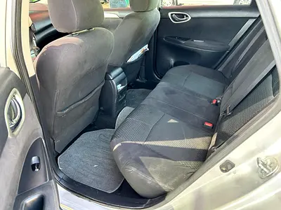 2013 Nissan SENTRA 照片 6
