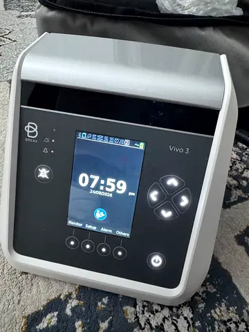 Breas Vivo 3 bi-level Ventilator