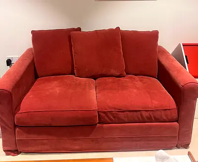 Sofa 2-Seater - Like new Red
