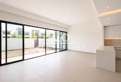 Middle || Single Row || 4 Bedroom plus Maid
