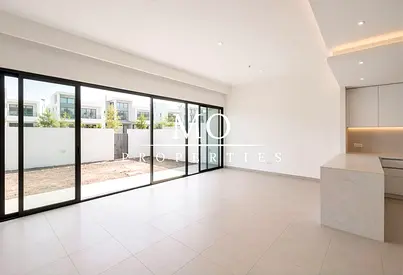 Middle || Single Row || 4 Bedroom plus Maid