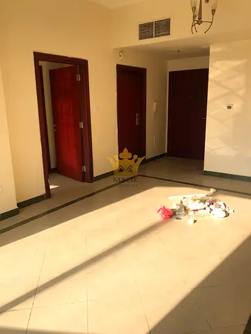 FOR STAFF -- ,1 BHK, Balcony, Chiller FREE - CLOSE TO METRO