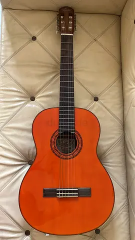 Yamaha-style Classical Nylon String Guitar - Good Condition