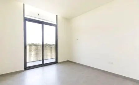 BRAND NEW | POOL VIEW | RENTED